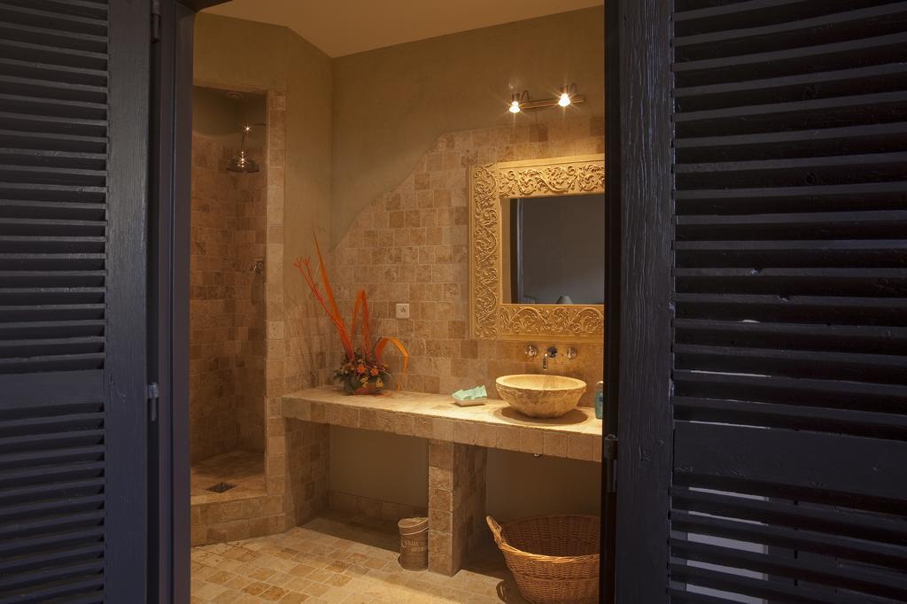 Bed & Breakfast Demeure Du Pareur Villeneuve-Minervois Eksteriør bilde